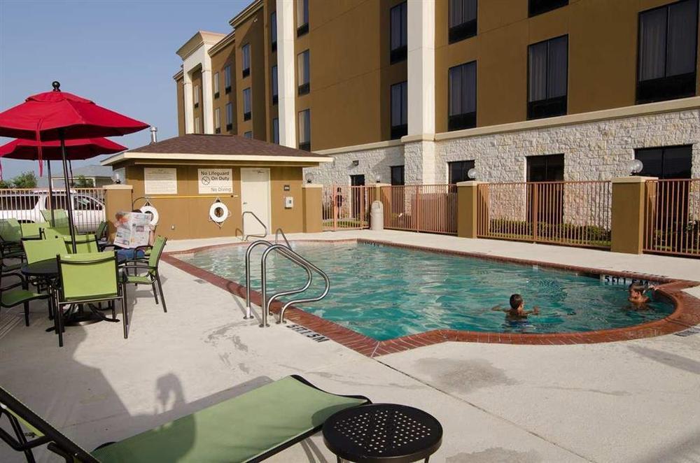 Hampton & Houston/league Hotel League City